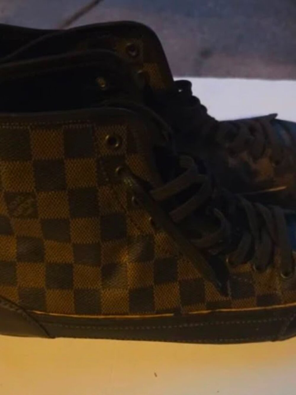 Louis Vuitton Men's Damier Ebene Authentic Size 10 - Picture 2 of 10